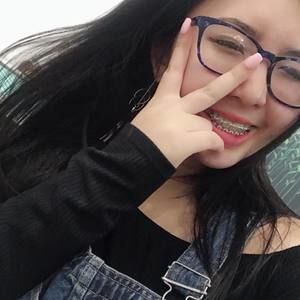 Meet your Posher, Nhi